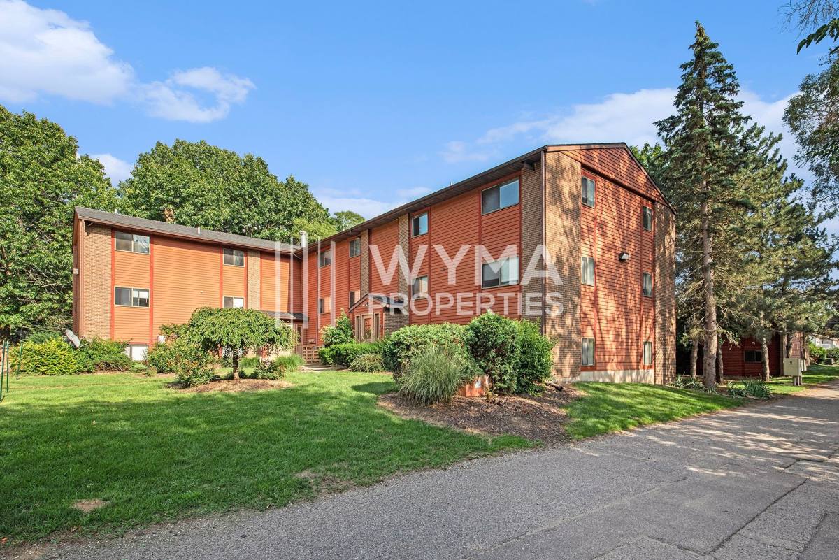 Apartment for rent at 1009 36th St SW, Wyoming, MI 49509