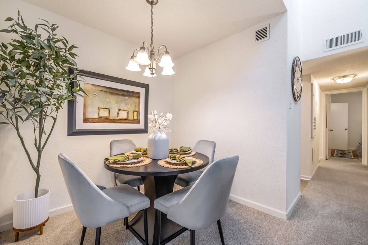 Apartment for rent at 3901 N-I10 Service Rd, Metairie, LA 70002