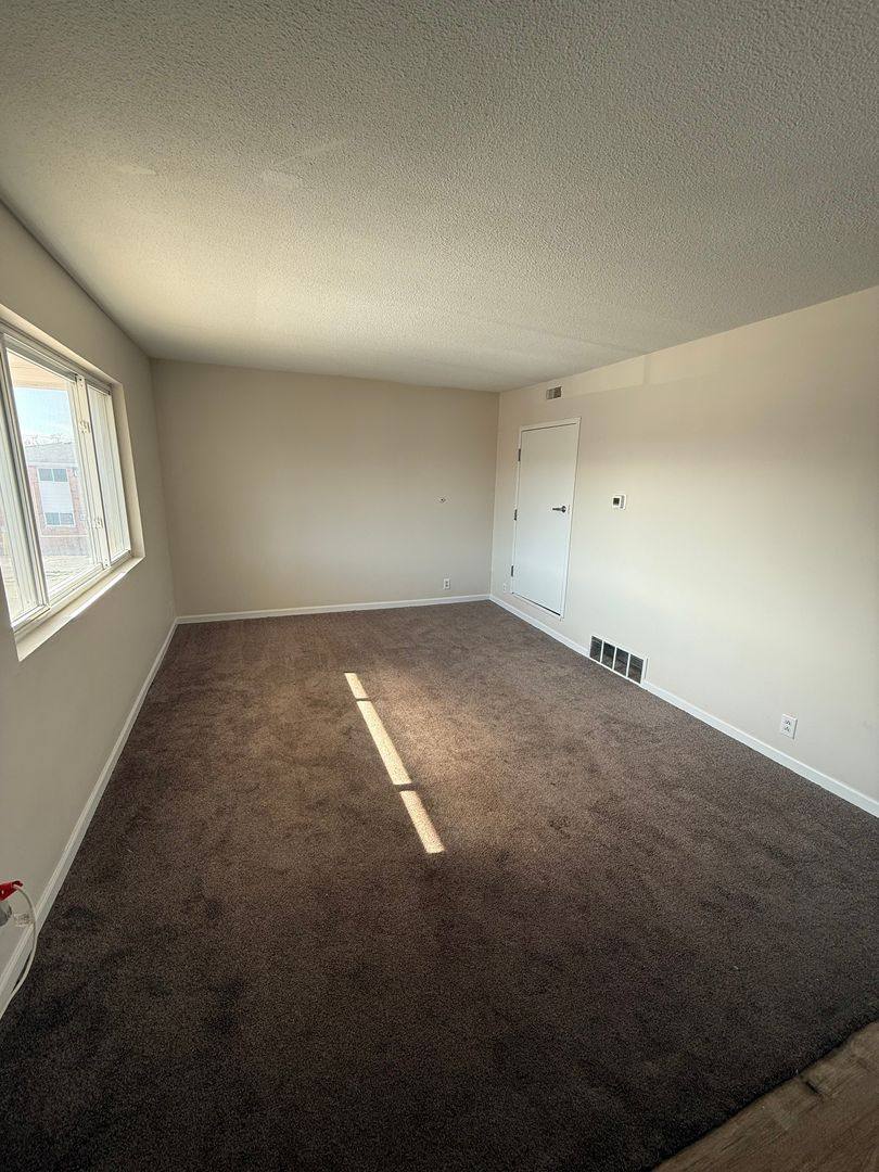 Apartment for rent at 2779 Cooper Dr, Kankakee, IL 60901