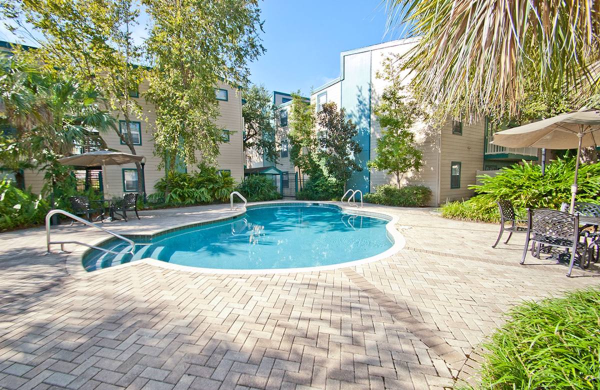 Apartment for rent at 6826 Veterans Blvd, Metairie, LA 70003