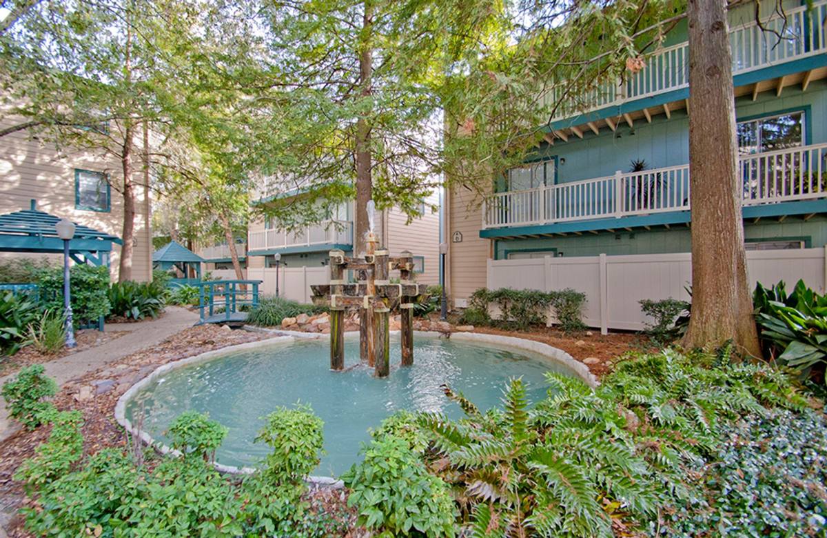 Apartment for rent at 6826 Veterans Blvd, Metairie, LA 70003