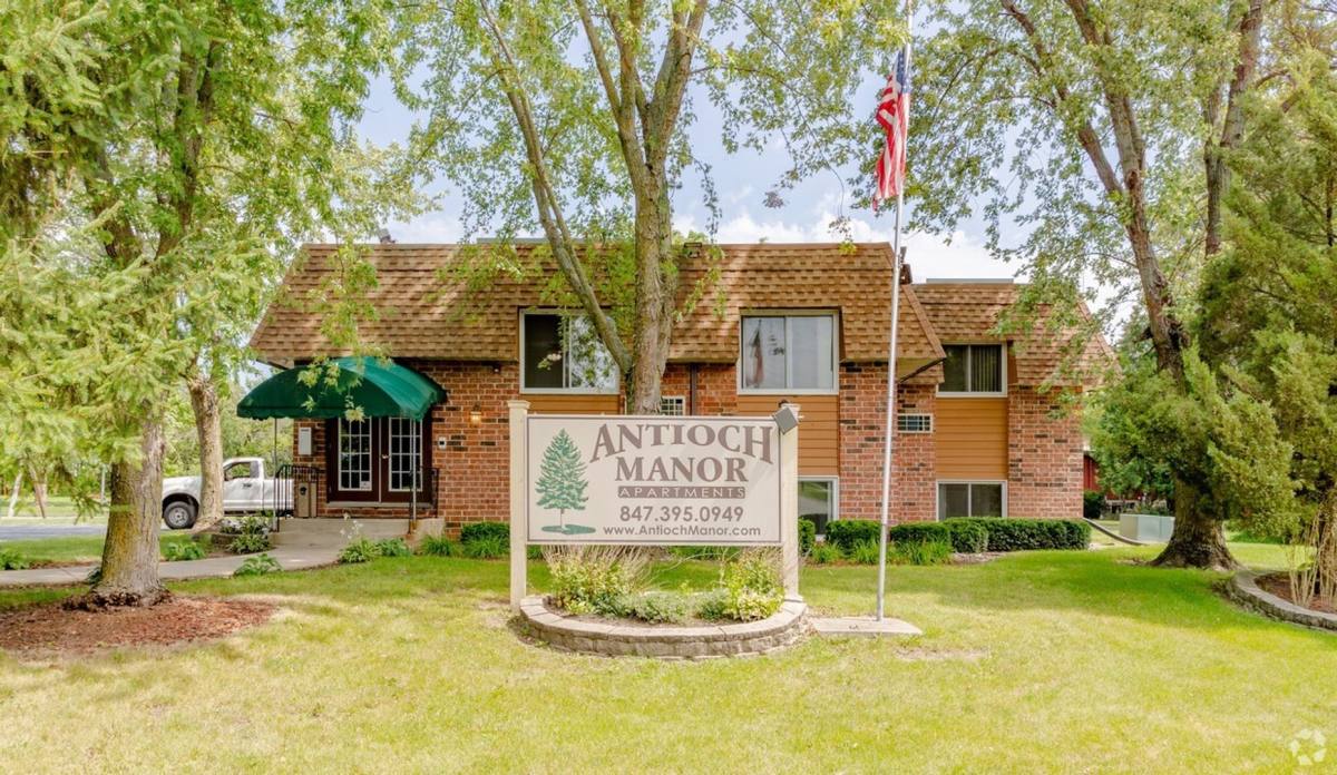 Apartment for rent at 445 Donin Dr, Antioch, IL 60002