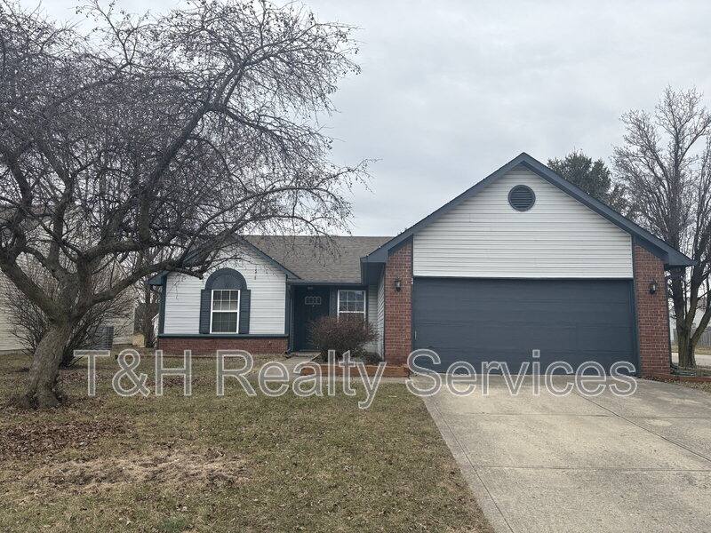 House for rent at 12894 Longleaf Lane, Fishers, IN 46038