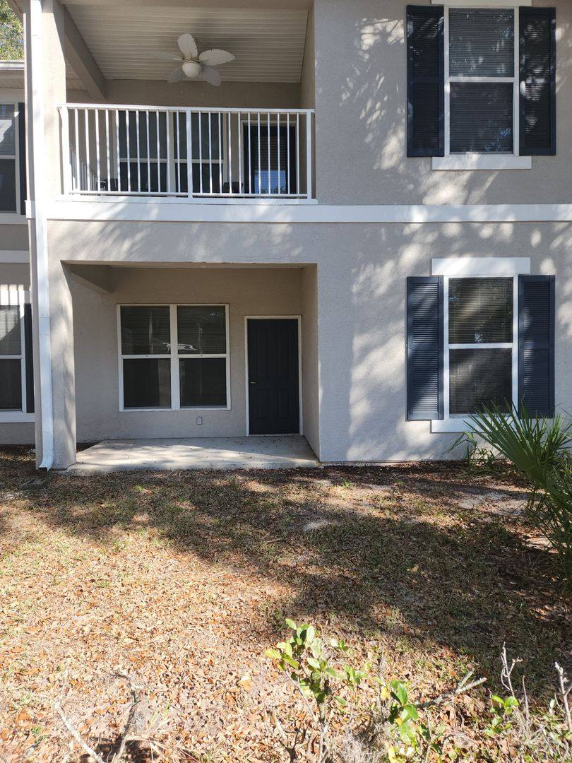 Apartment for rent at 5001 Hemingway Circle, Haines City, FL 33844