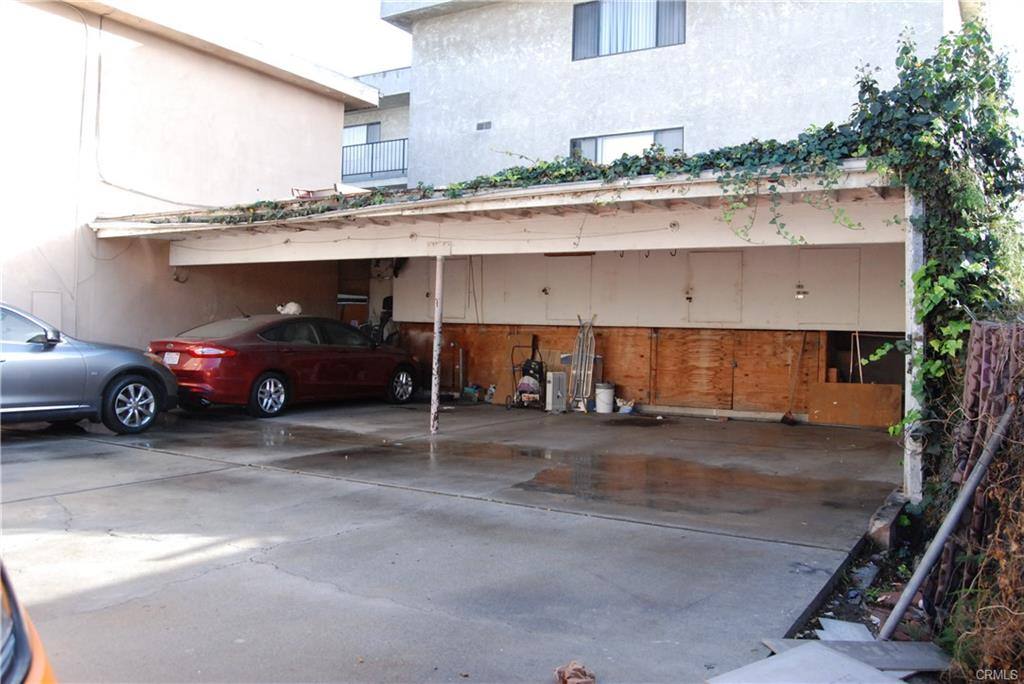 Townhouse for rent at 11413 Cedar Ave #A, Hawthorne, CA 90250