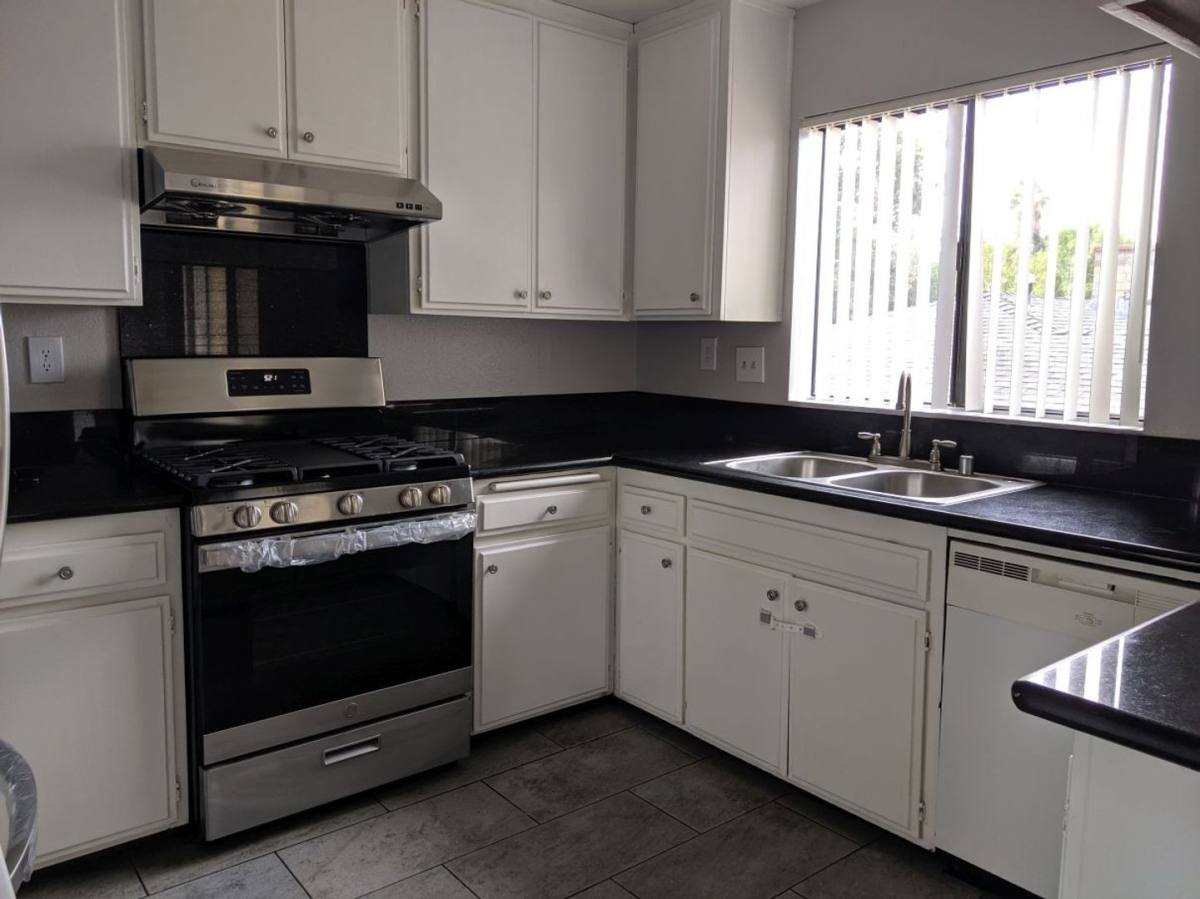 Apartment for rent at 729 E Grand Ave, San Gabriel, CA 91776