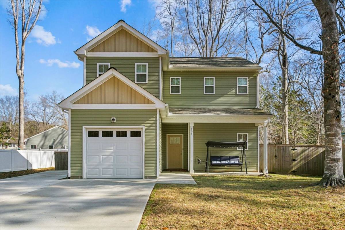 House for rent at 707 Goosley Rd, Yorktown, VA 23690