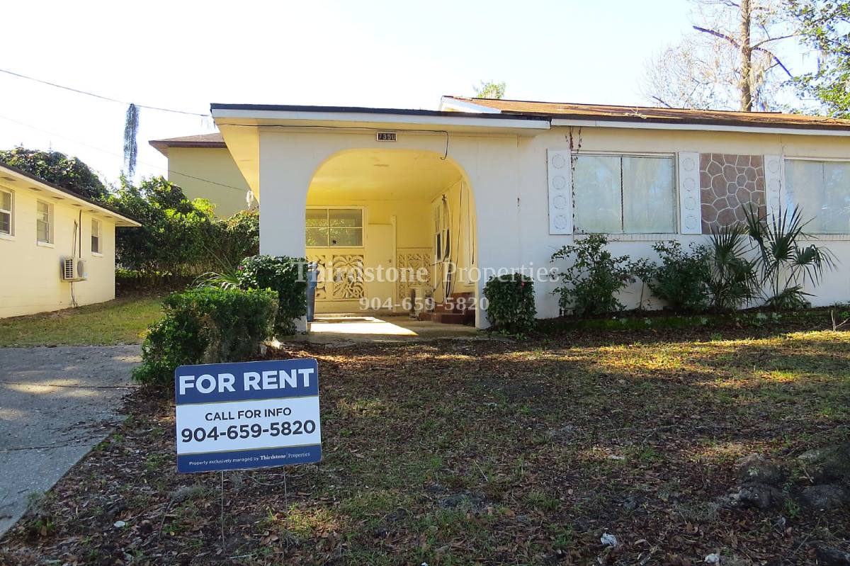 Apartment for rent at 7352 Linda Dr, Jacksonville, FL 32208