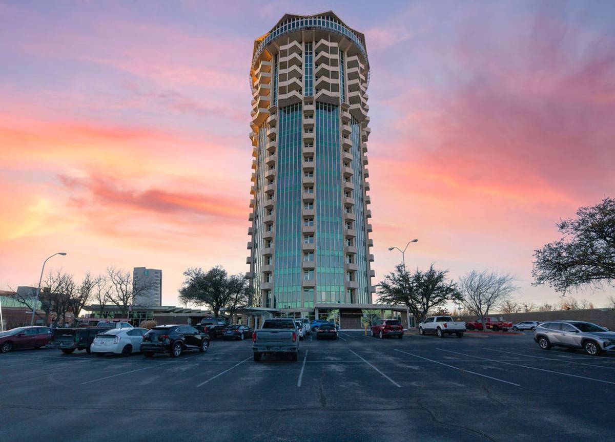 Condo for rent at 5900 Mosteller Dr, Oklahoma City, OK 73112