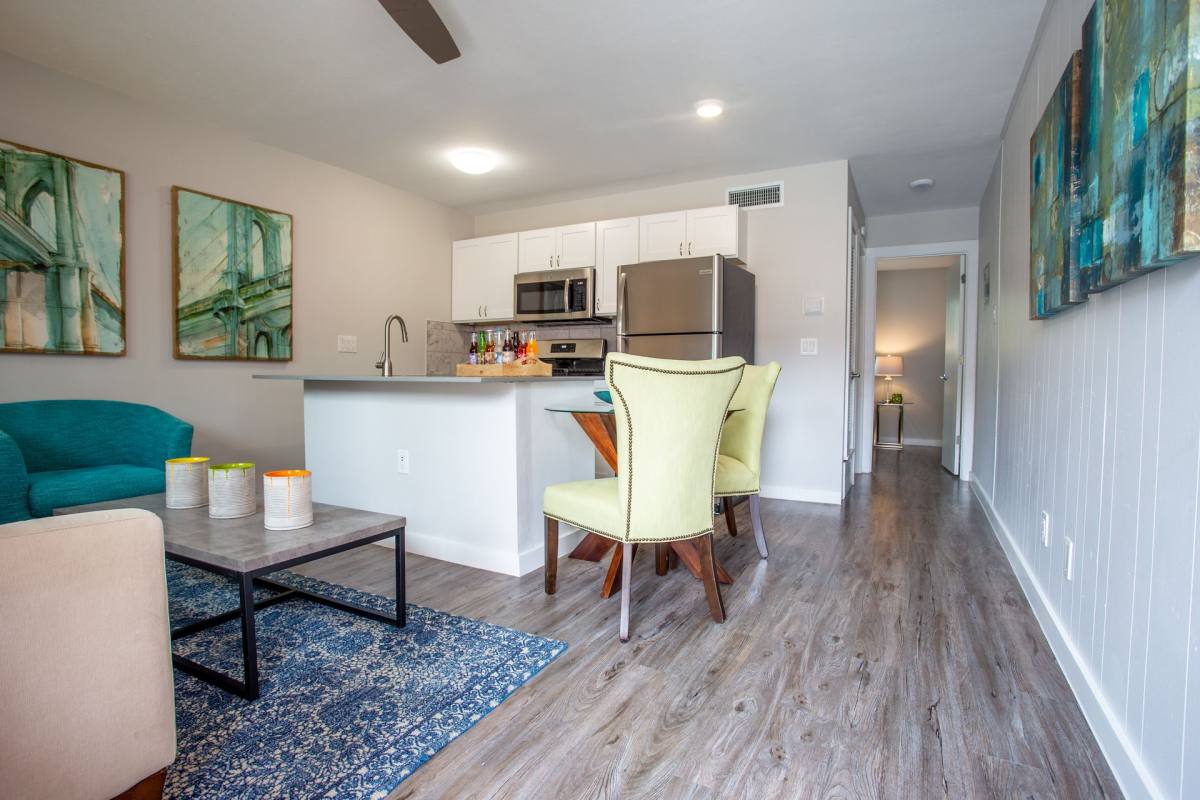 Apartment for rent at 1211 W 8th St, Austin, TX 78703