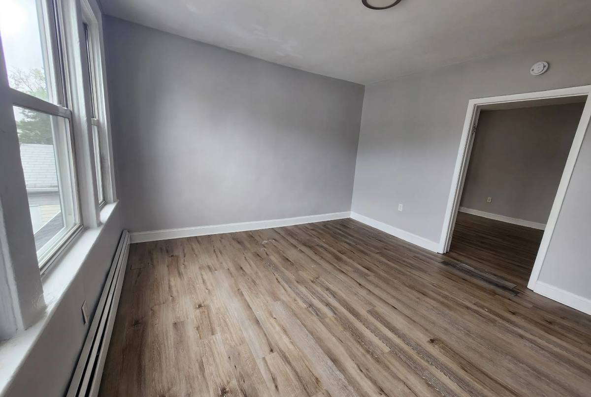 Apartment for rent at 272-274 Wainwright St #3, Newark, NJ 07112