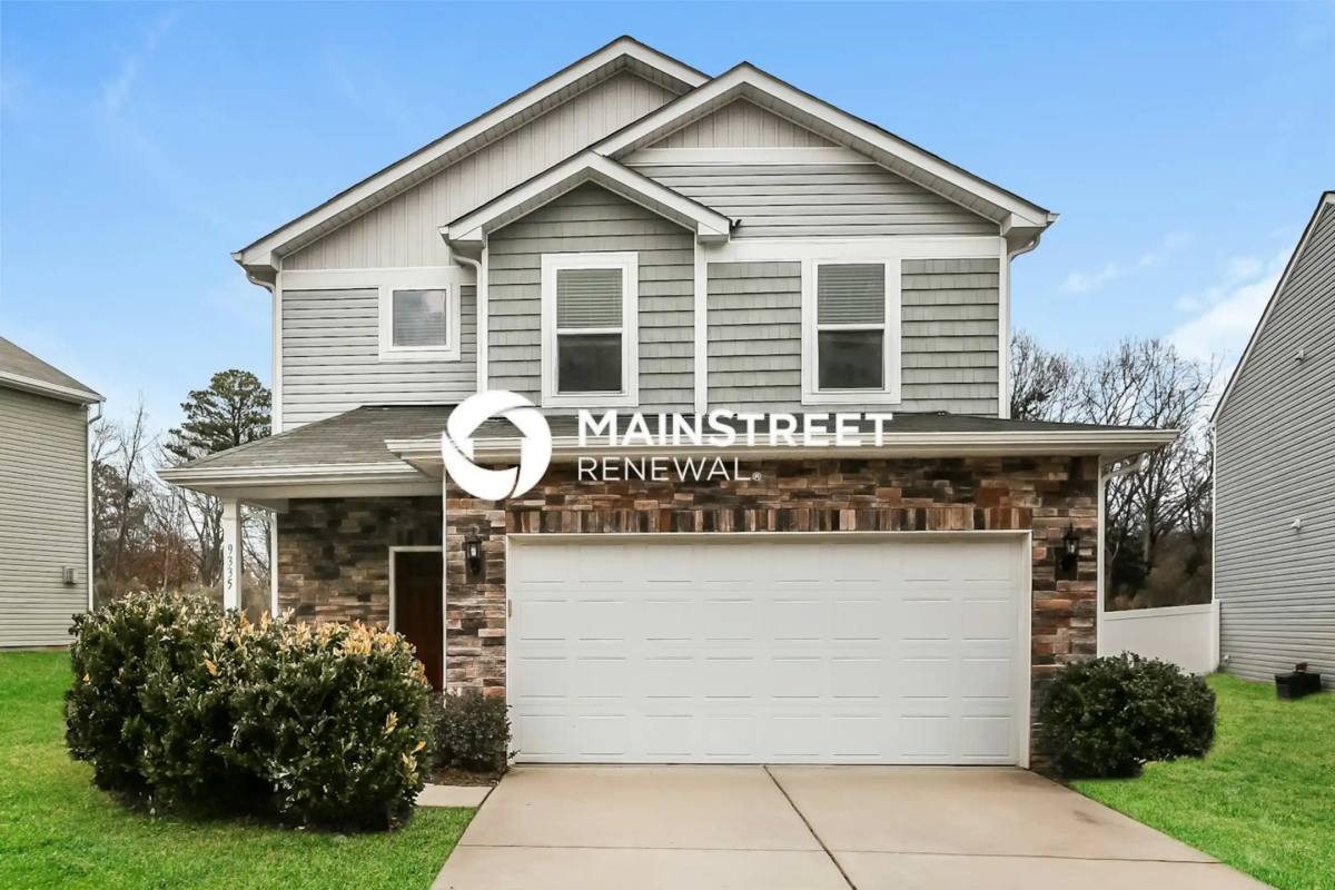 9335 Magnolia Lily Ave, Charlotte, NC 28227