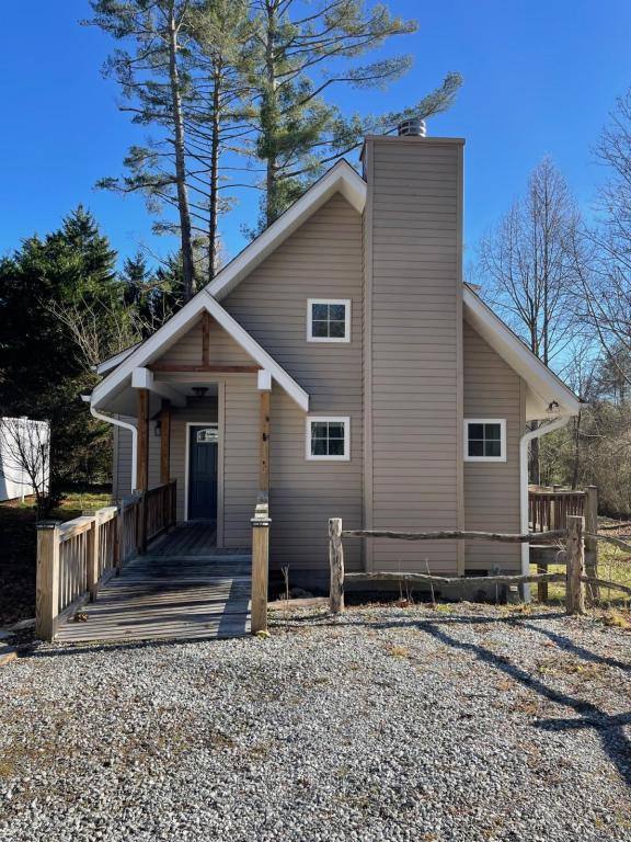 House for rent at 31 Batson Rd, Brevard, NC 28712