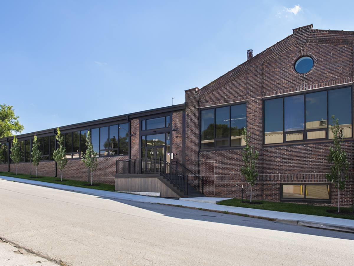 Apartment for rent at 1039 S 21st St, Omaha, NE 68108