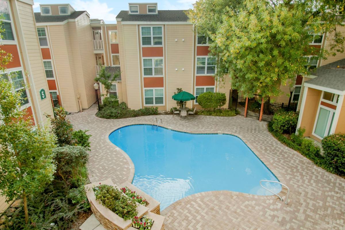 Apartment for rent at Turtle Creek, 2401 Houma Blvd, Metairie, LA 70001