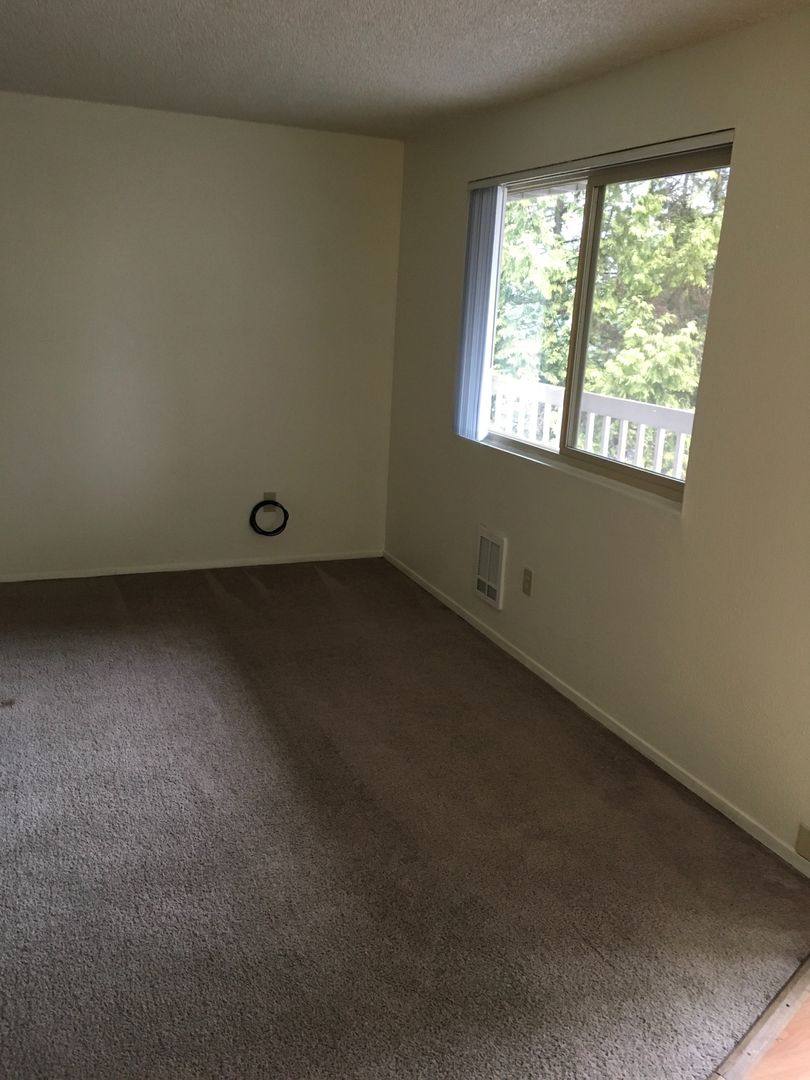 Apartment for rent at 800 Liberty St, Bellingham, WA 98225