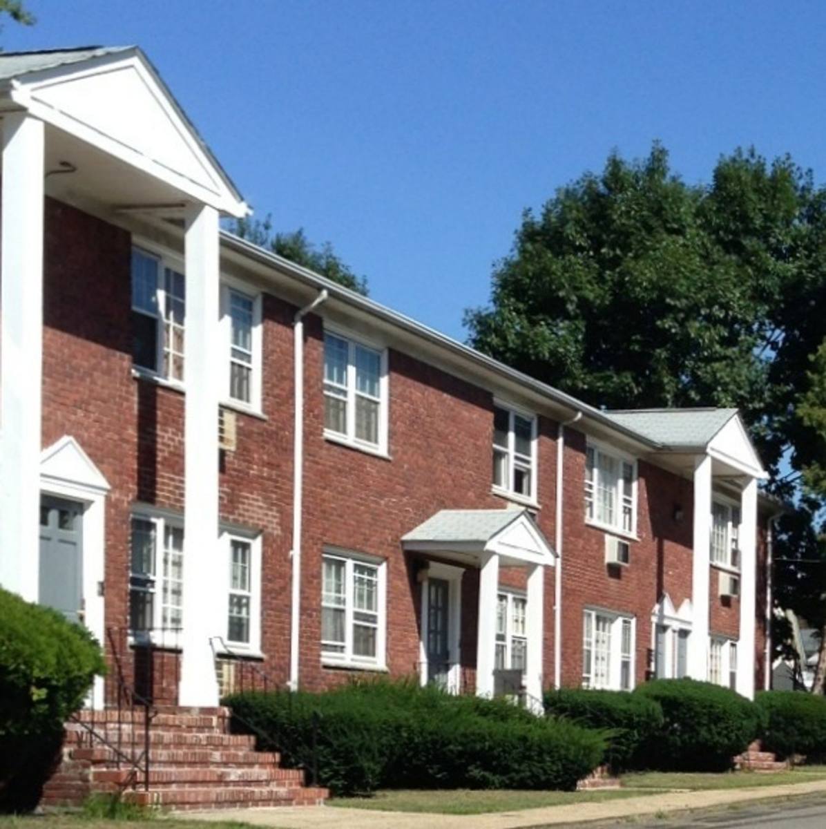 Apartment for rent at 46 Rich St, Irvington, NJ 07111