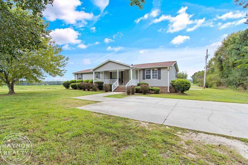 House for rent at 673 Peach Orchard Rd, Louisburg, NC 27549
