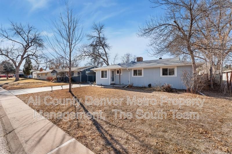 House for rent at 3741 S Fox St, Englewood, CO 80110