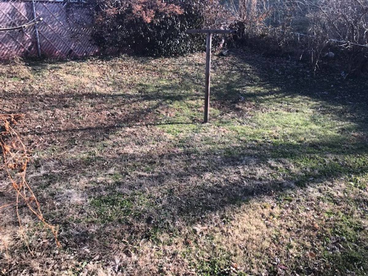 House for rent at 509 S Vassar Ave, Independence, MO 64054