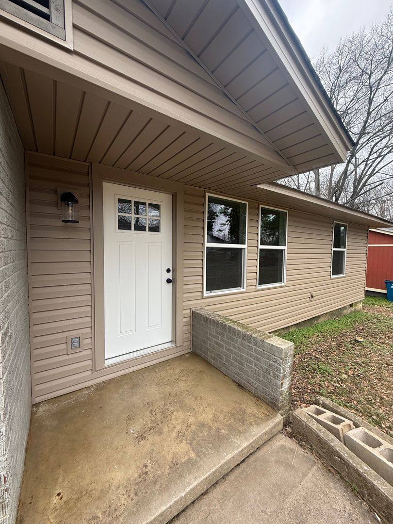 Apartment for rent at 32 Hiland Place, Benton, AR 72015