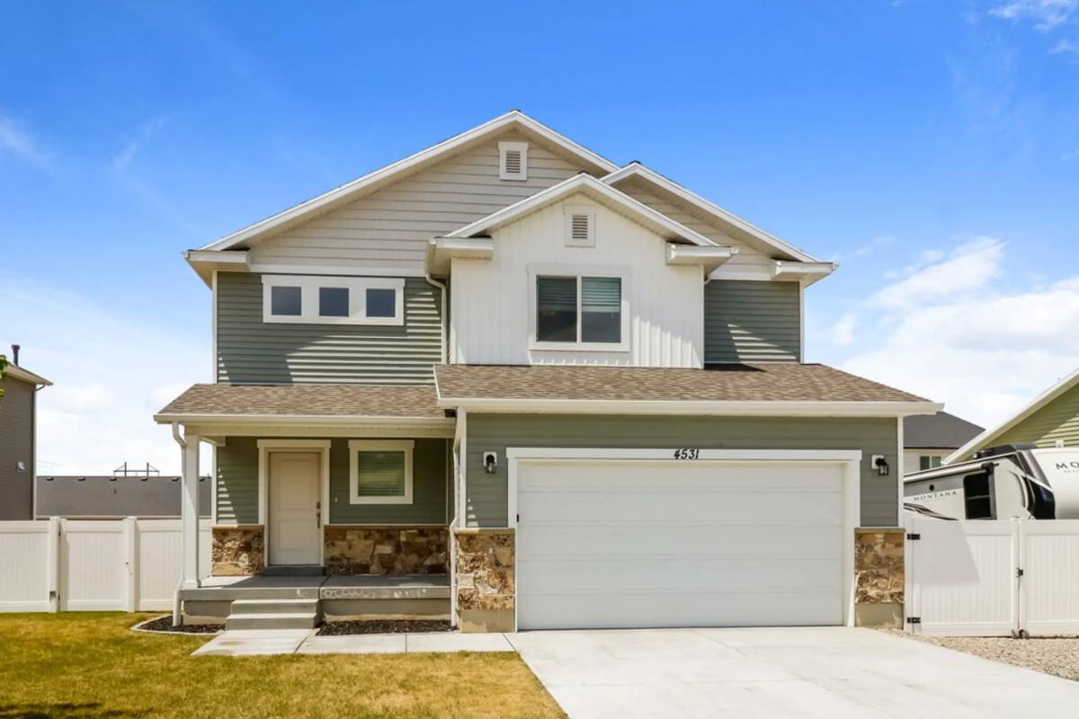 House for rent at 4531 S W Park Dr, Roy, UT 84067