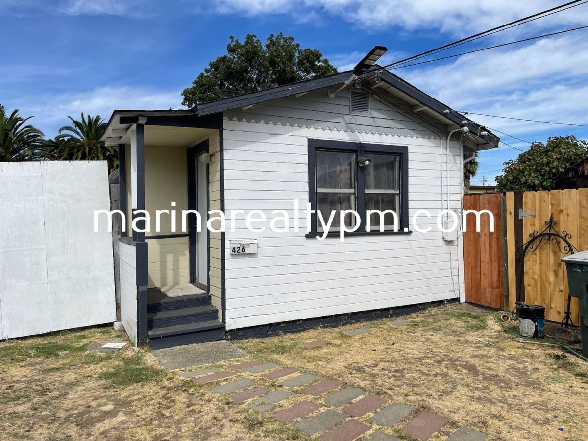 House for rent at 426 Springs Rd, Vallejo, CA 94590
