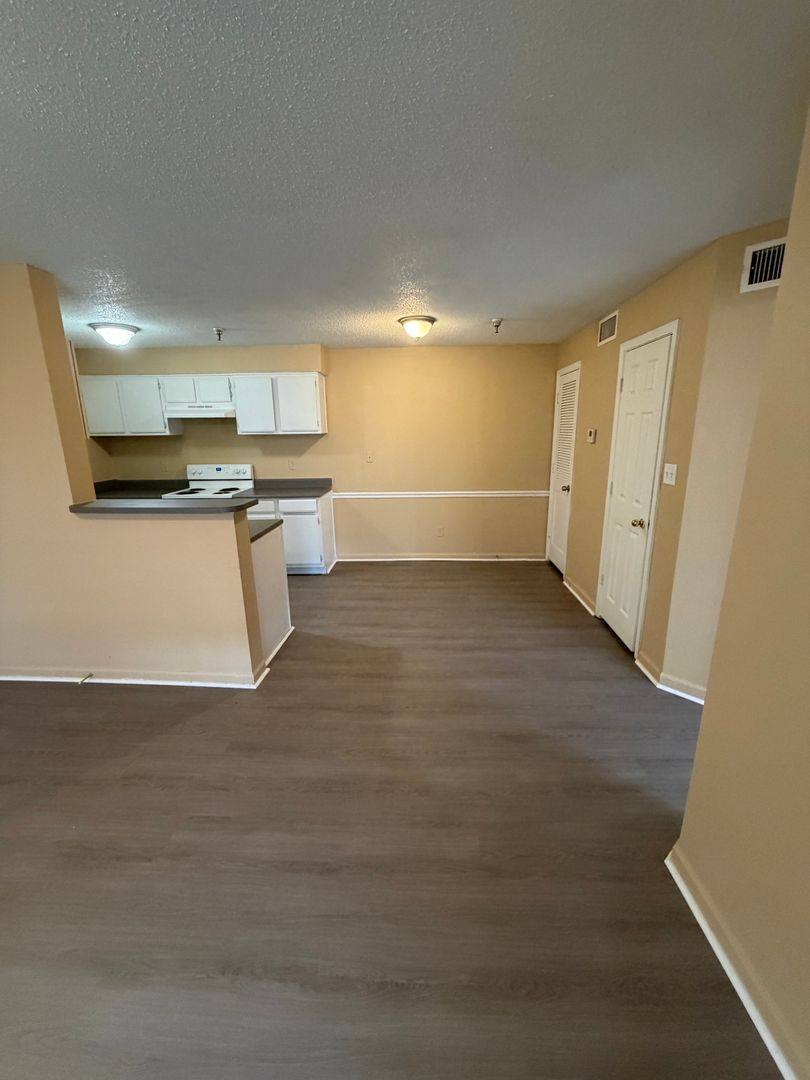 Apartment for rent at 207 Hospital Dr, Jacksonville, AR 72076