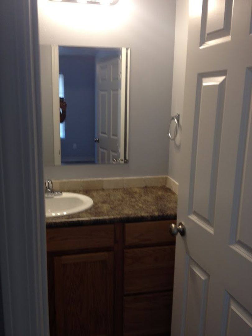 Apartment for rent at 529 Pool St, Decatur, AR 72722