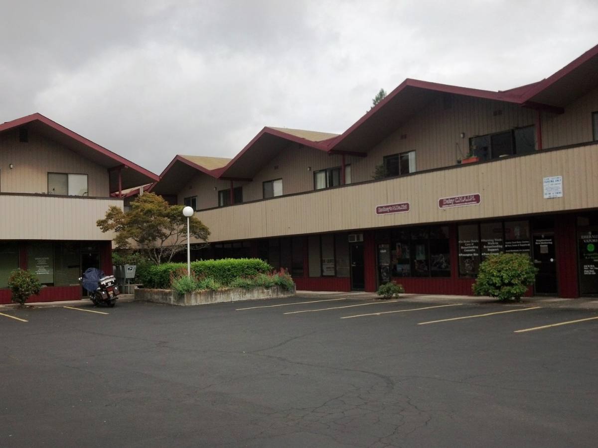 Apartment for rent at 451 W 13th Ave, Eugene, OR 97401