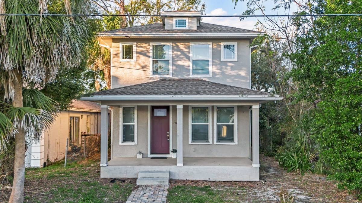 House for rent at 1913 W Pine St, Tampa, FL 33607