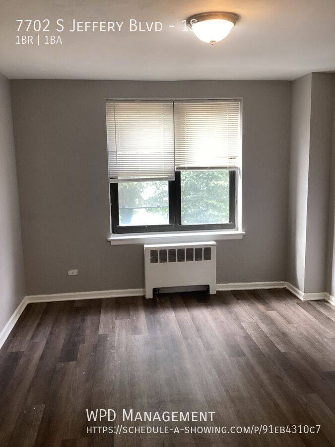 Apartment for rent at 7702 S Jeffery Blvd #1S, Chicago, IL 60649