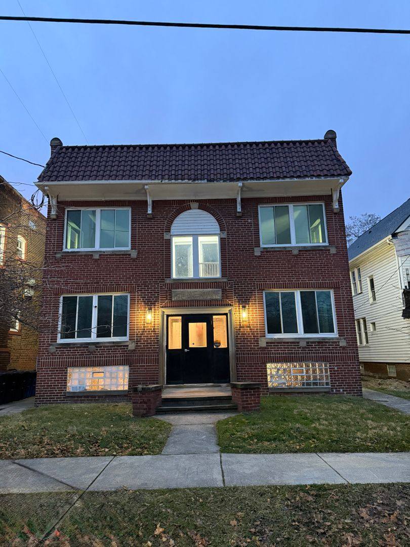 Apartment for rent at 14614 Lake Shore Blvd, Cleveland, OH 44110