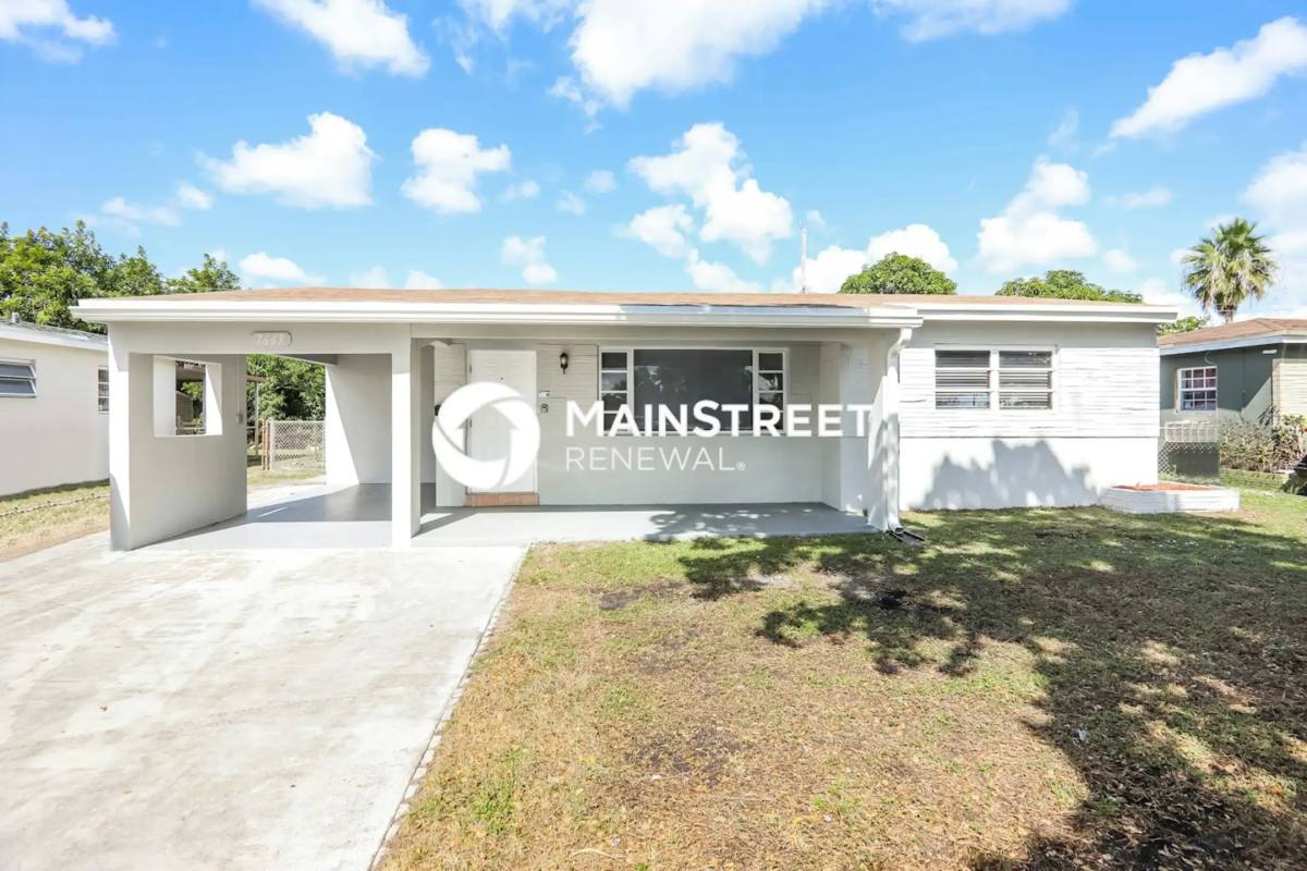 House for rent at 7667 Miramar Parkway, Hollywood, FL 33023