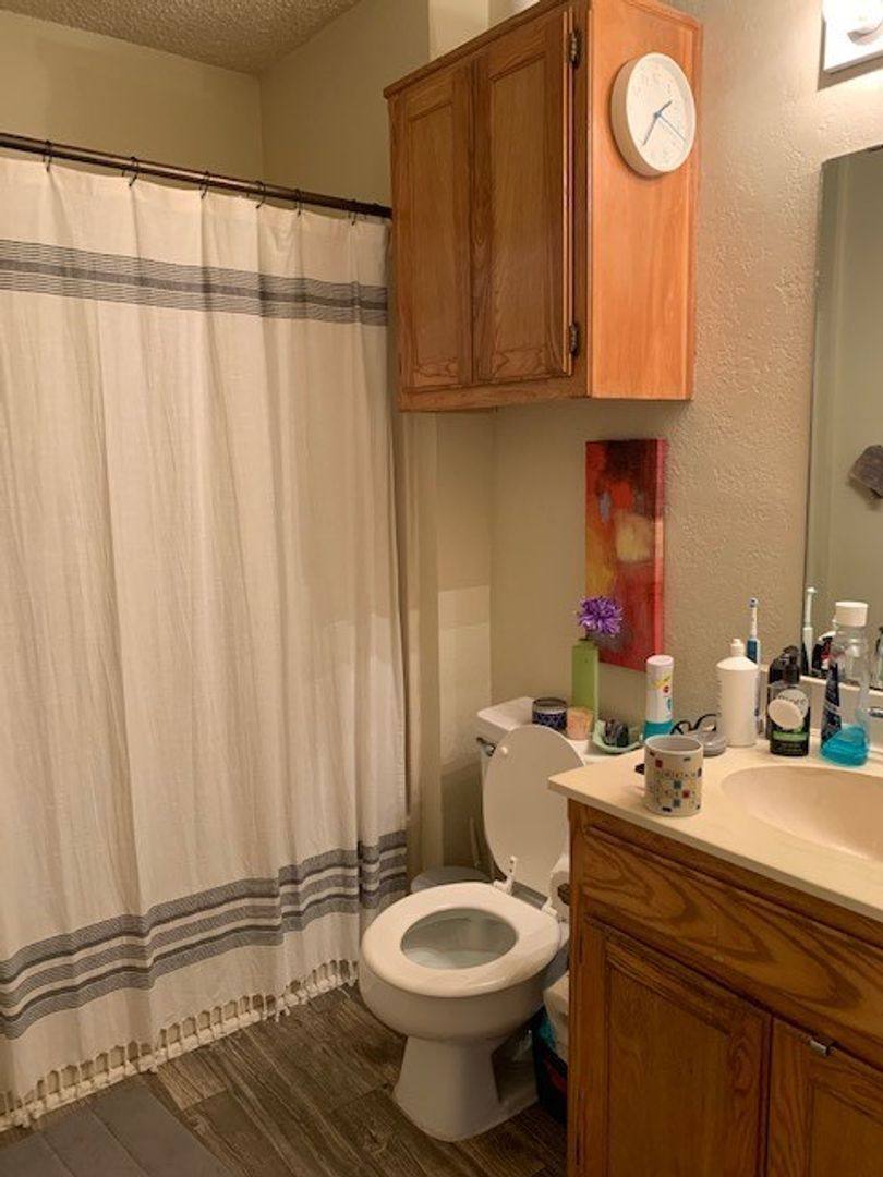 Apartment for rent at 922 Fannin St, Denton, TX 76201
