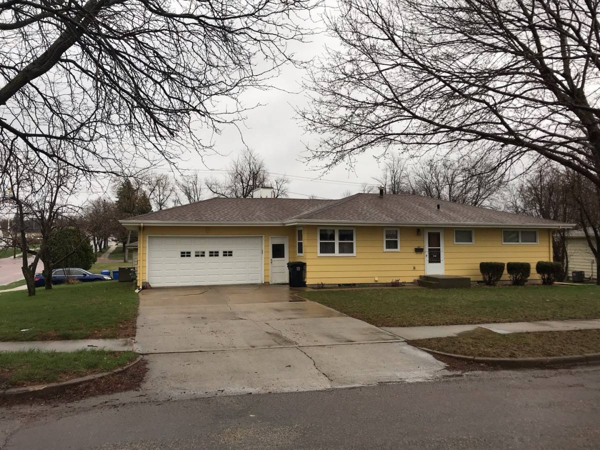 House for rent at 2700 S Norton Ave, Sioux Falls, SD 57105