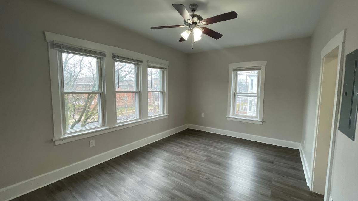 Apartment for rent at 1025 Collings Ave, Oaklyn, NJ 08107