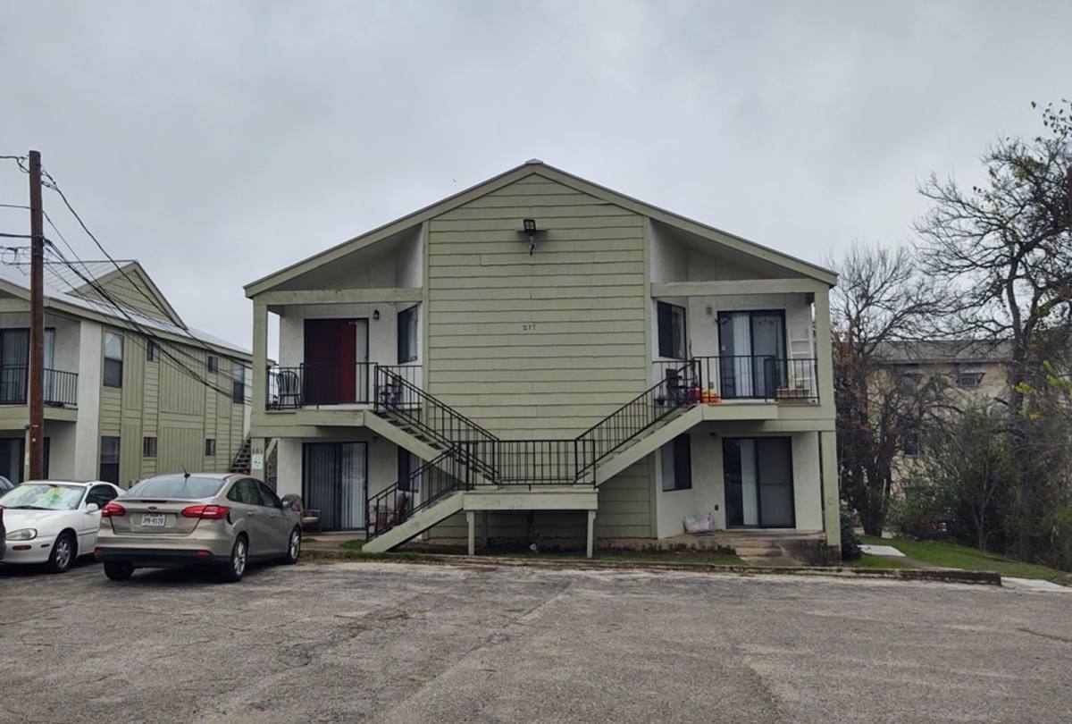 Apartment for rent at 217 Ramsay, San Marcos, TX 78666