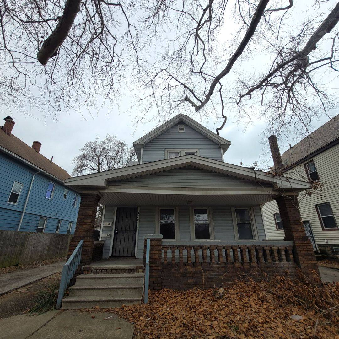 378 E 156th St, Cleveland, OH 44110