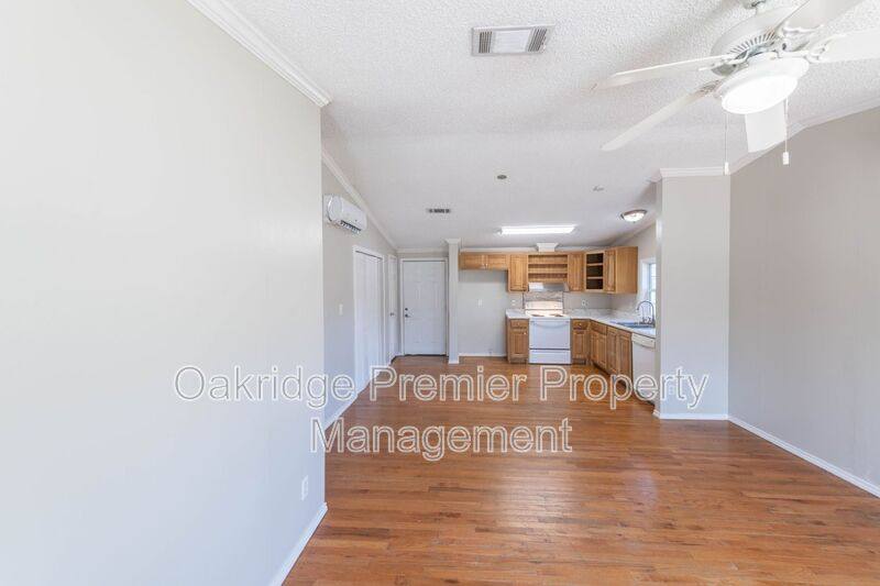 Apartment for rent at 121 Windy Creek Court, Springtown, TX 76082