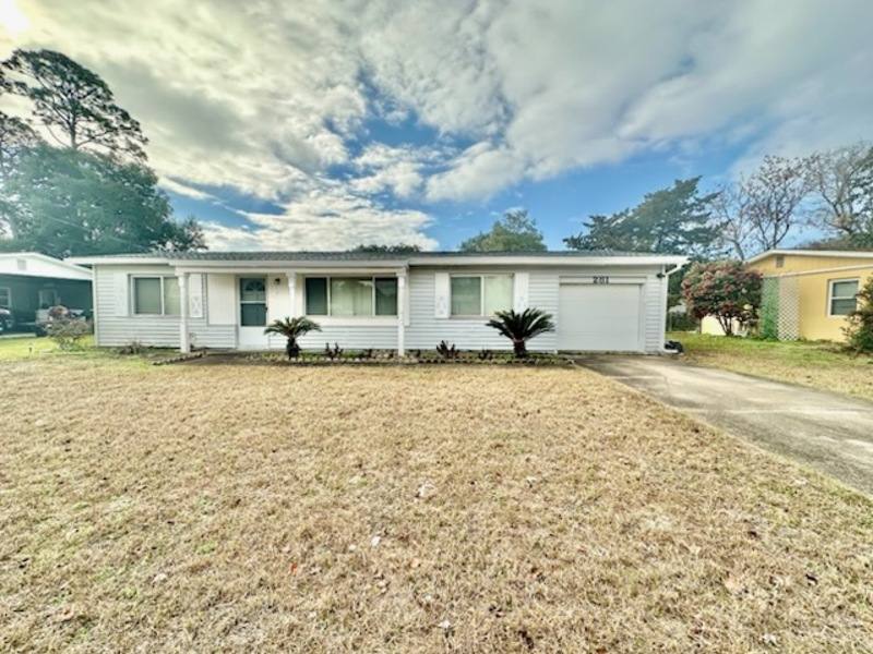 House for rent at 281 S Lorraine Dr, Mary Esther, FL 32569