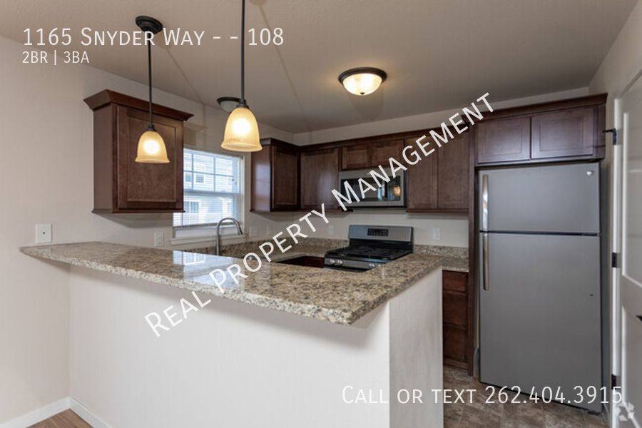Townhouse for rent at 1165 Snyder Way #108, Oconomowoc, WI 53066