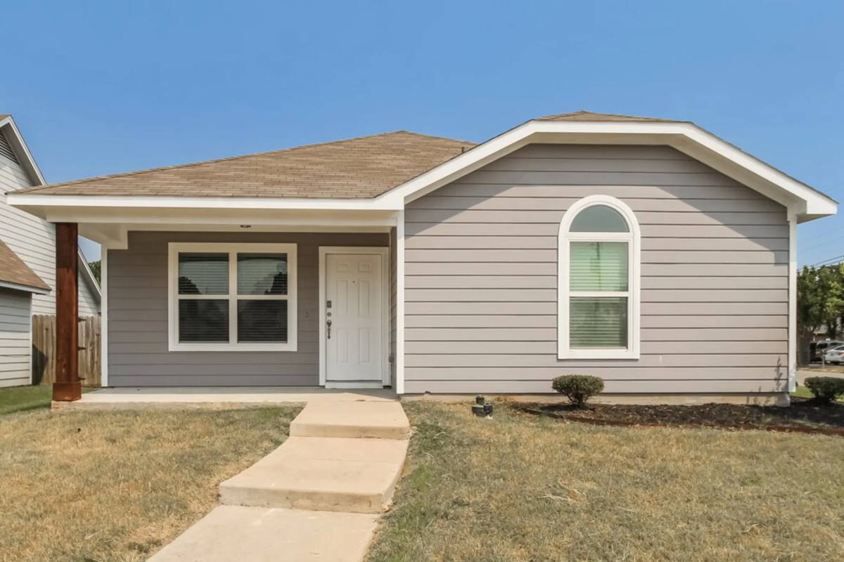 House for rent at 1733 Post Oak Court, Denton, TX 76209