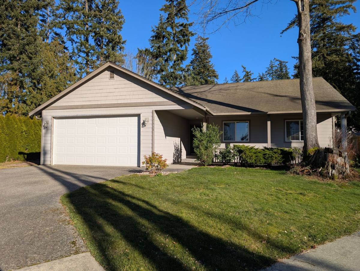 House for rent at 2513 N Woods Loop Rd, Mount Vernon, WA 98273