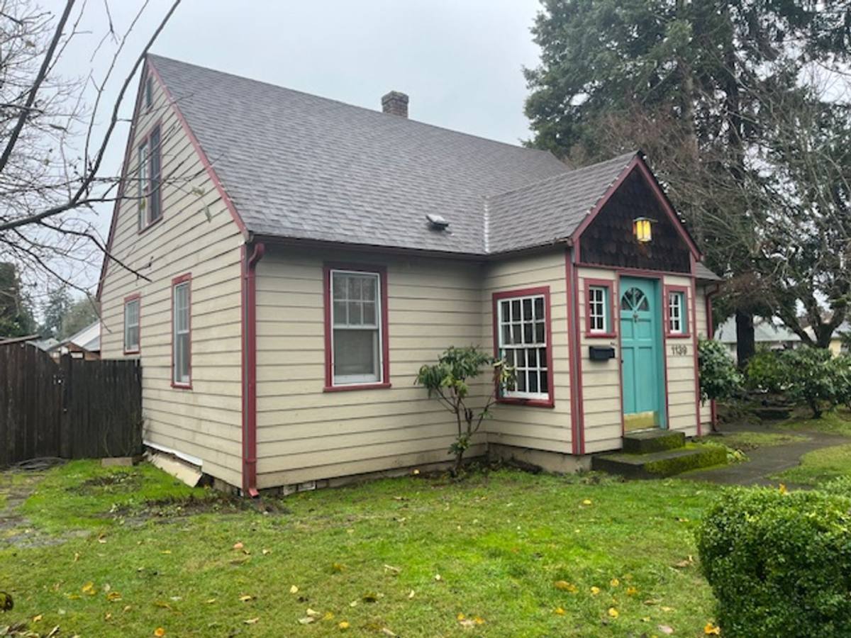 House for rent at 1139 NW Elm St, McMinnville, OR 97128