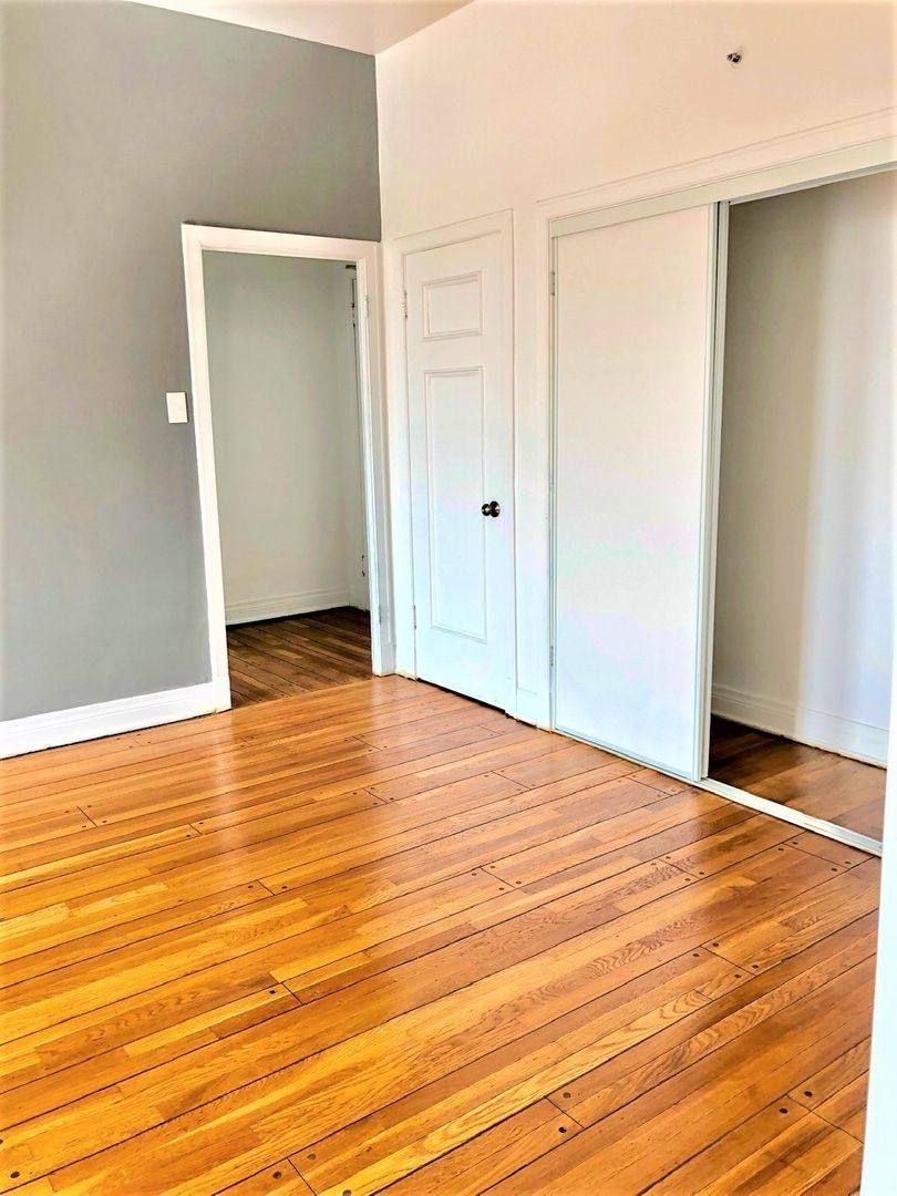 Apartment for rent at 2505 W 6th St, Los Angeles, CA 90057