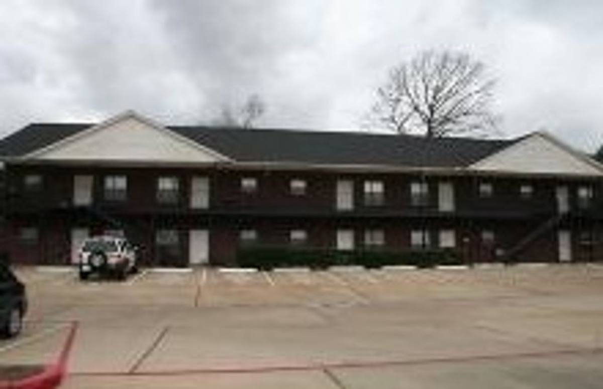 Apartment for rent at 2455 Montgomery Rd, Huntsville, TX 77340