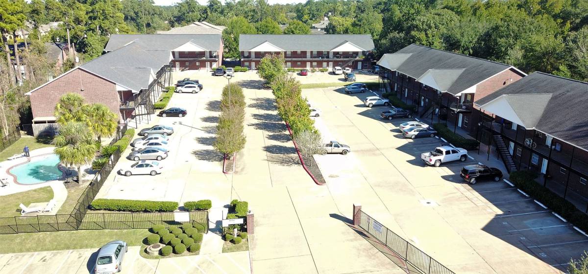 Apartment for rent at 2455 Montgomery Rd, Huntsville, TX 77340
