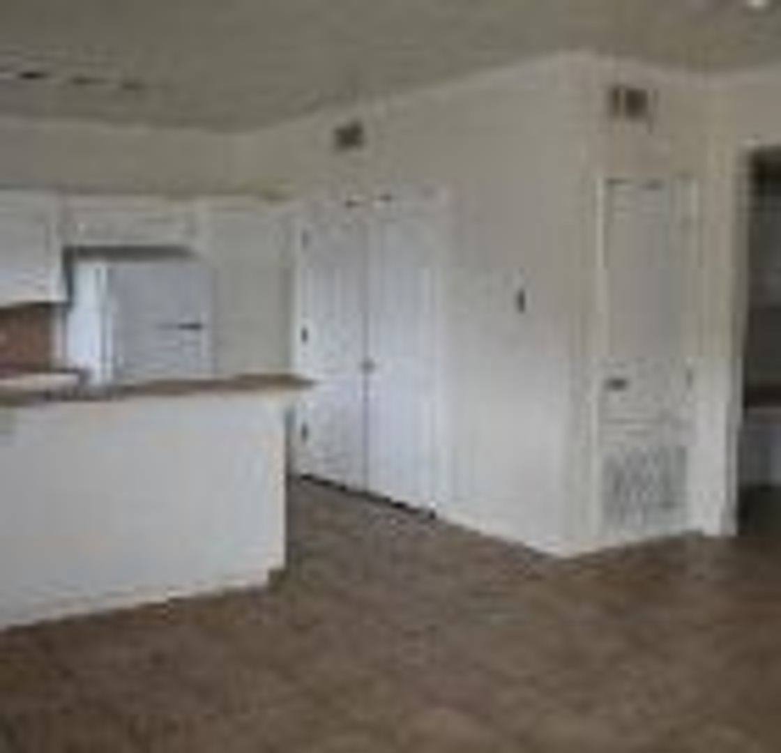 Apartment for rent at 2455 Montgomery Rd, Huntsville, TX 77340
