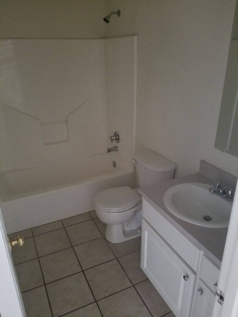 Apartment for rent at 2455 Montgomery Rd, Huntsville, TX 77340